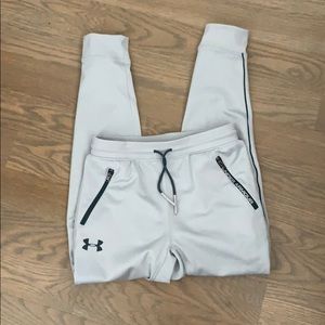 Under Armour boys pants Size youth med